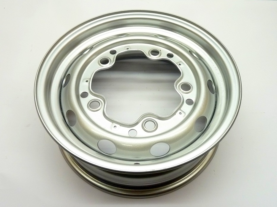 Felge, LK 5x205, 4,5x15, ET 25, "Porsche 356 style", mit Hump, verchromt – Angebot von Ralfs VW-Teile