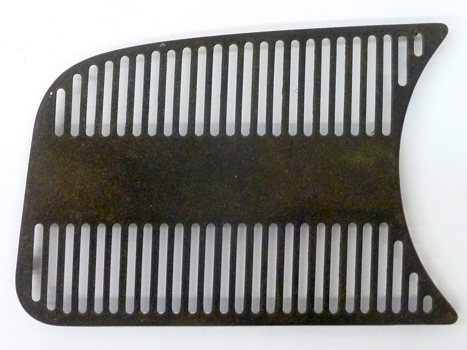 Ziergitter für Armaturenbrett, links, ab Bj.08/57 (nicht 1303)