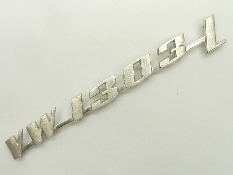 Schriftzug 1303 L – Angebot von Ralfs VW-Teile