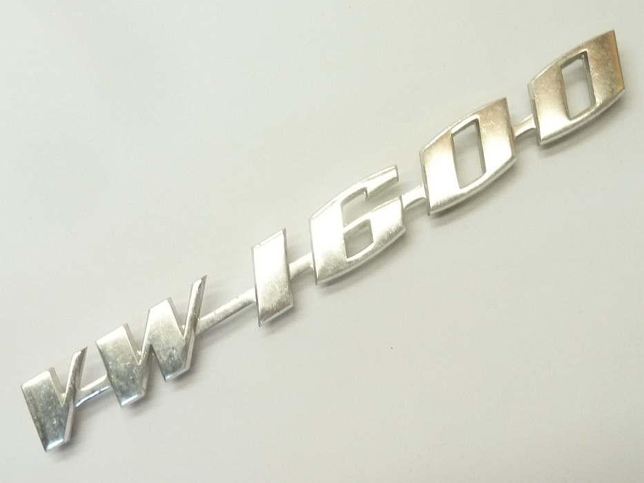 Schriftzug "VW 1600", glänzend – Angebot von Ralfs VW-Teile