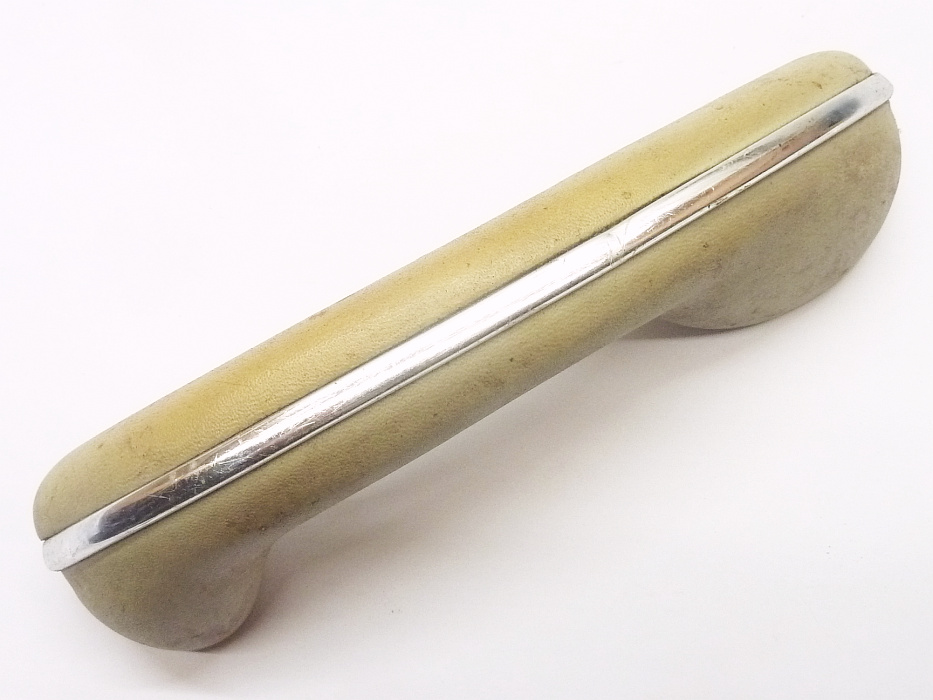 Türzuziehgriff, "klein", rechts, Metallzierleiste, A3-4 – Angebot von Ralfs VW-Teile