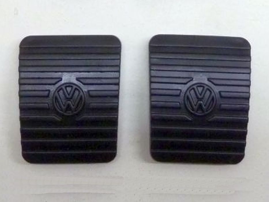 Gummibeläge für Kupplungs- und Bremspedal, "späte" Form, Paar – Angebot von Ralfs VW-Teile