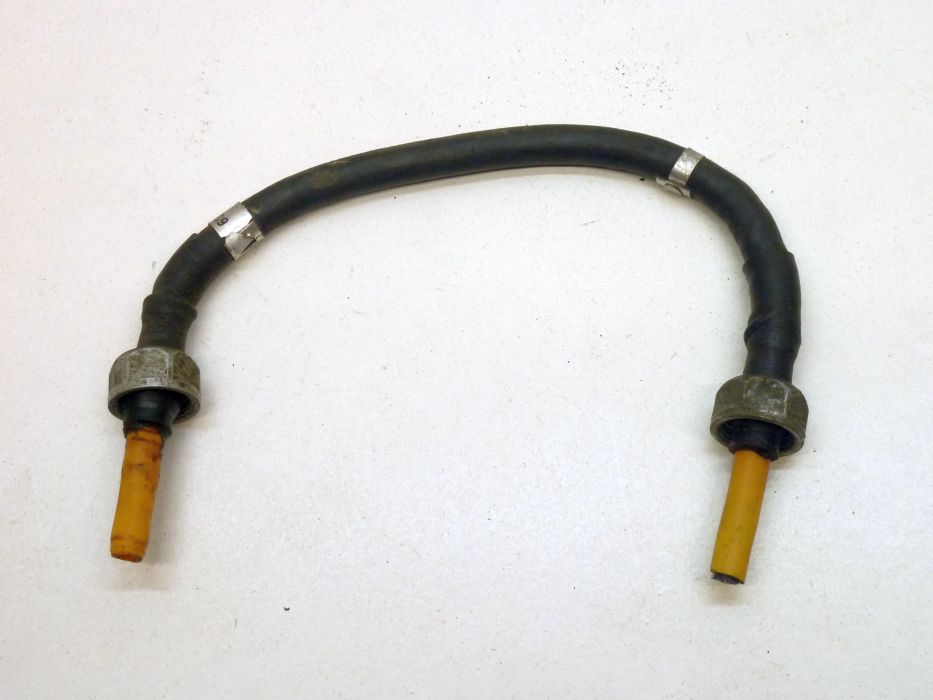 Zündkabel von Zündspule zum Verteiler