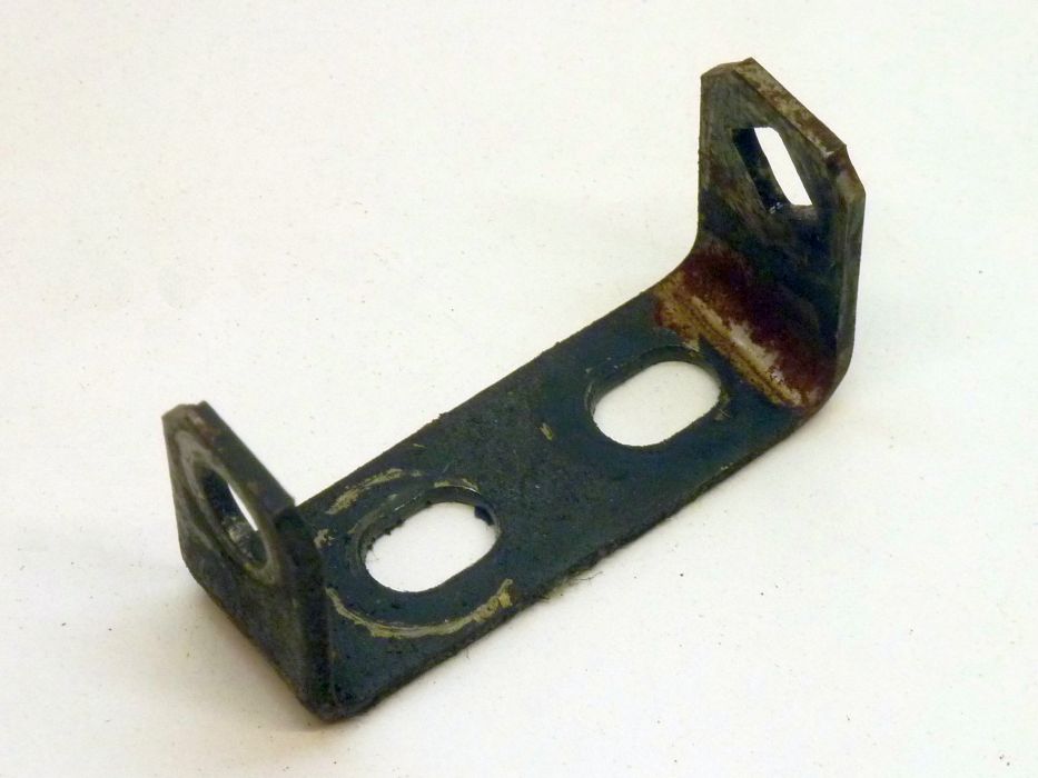 Halter für Lichtmaschine