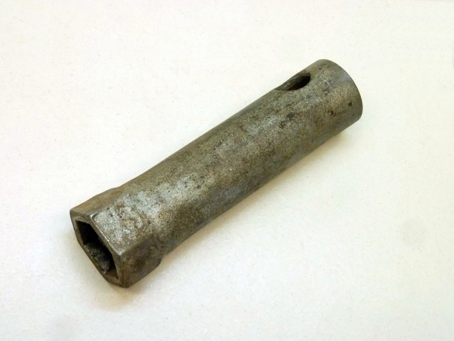 Steckschlüssel Radschraube, Zündkerze SW19, SW21 – Angebot von Ralfs VW-Teile