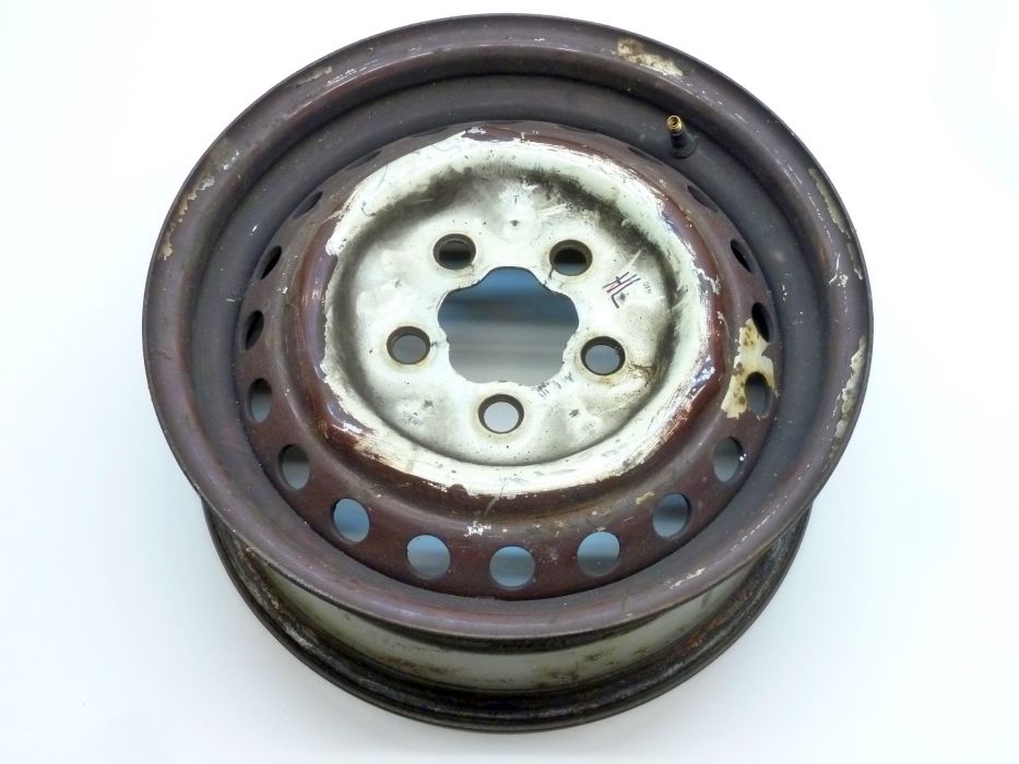 Stahlfelge 5,5Jx14H2 ET39, silberfarben – Angebot von Ralfs VW-Teile