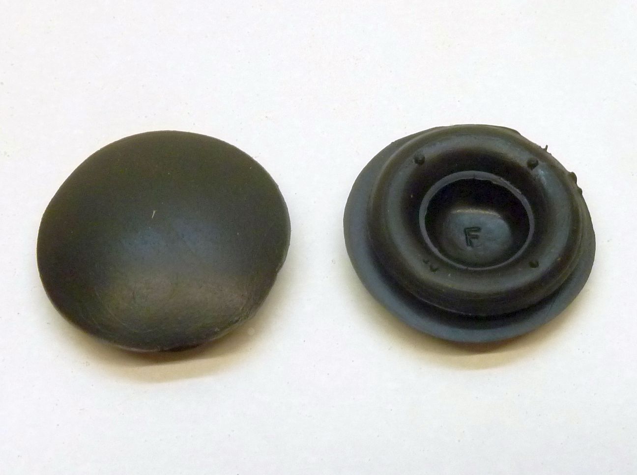 Stopfen für 16 mm-Bohrung – Angebot von Ralfs VW-Teile