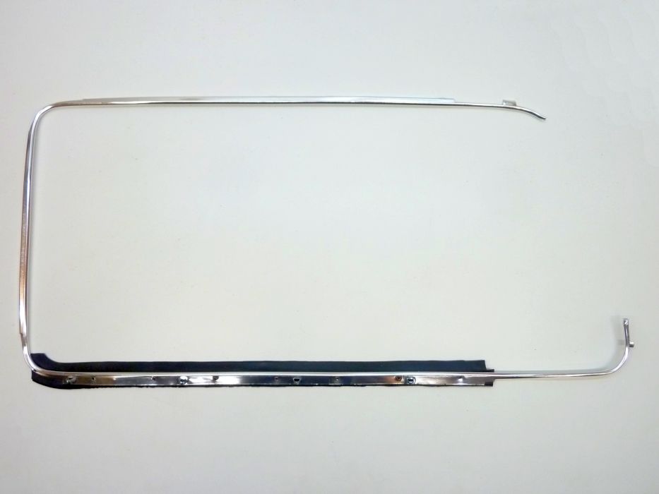Türzierrahmen Chrom mit Dichtung rechts