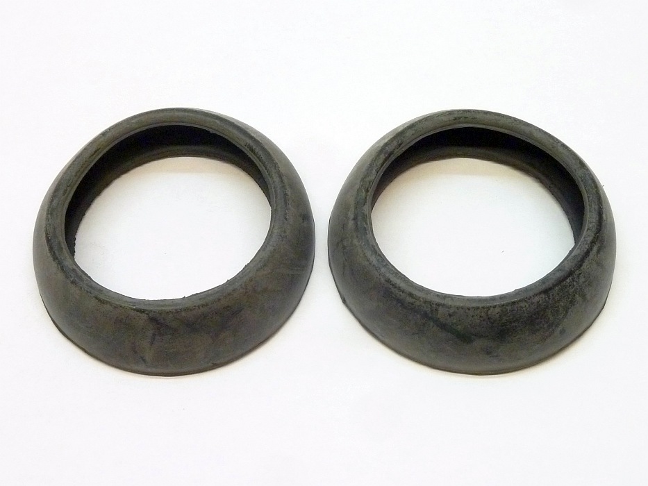 Dichtung Heizschlauch/ Motorblech -alte Form