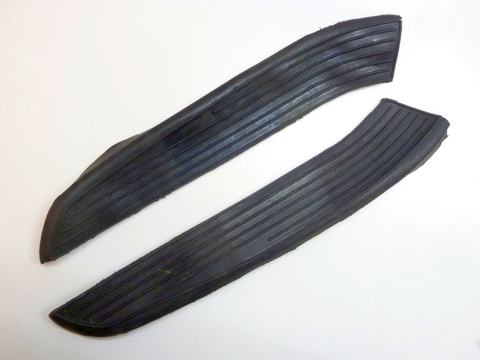 Gummibelag Trittstufe, rechts – Angebot von Ralfs VW-Teile