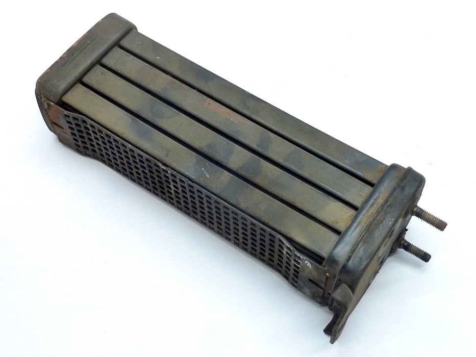 Ölkühler (im Gebläsekasten) für 10mm Ölkanal (bei 8mm zusätzlich bestellen 198 029 111)