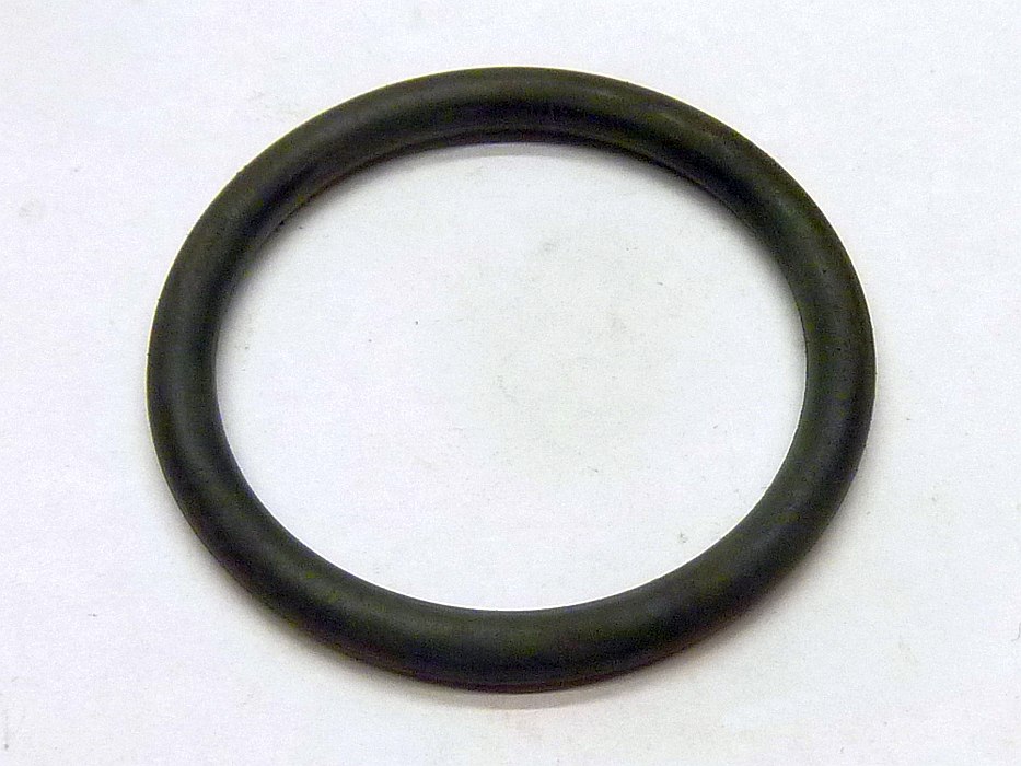 Gummidichtring zwischen