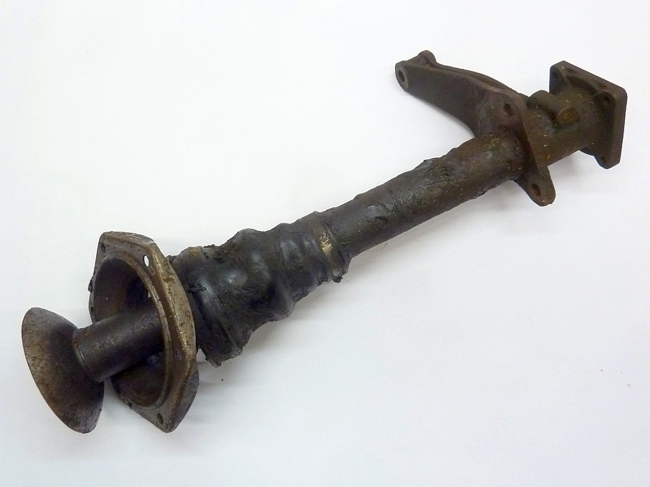 Rohr für Antriebswelle, mit Lagerflansch und Lagerdeckel, für "schmale" HA, "frühe" Ausf., rechts – Angebot von Ralfs VW-Teile