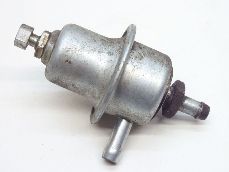 Kraftstoffdruckregler L-Jetronic, luftgekühlte Motoren (Achtung: vor Verwendung Kraftstoffdruck prüfen!) – Angebot von Ralfs VW-Teile