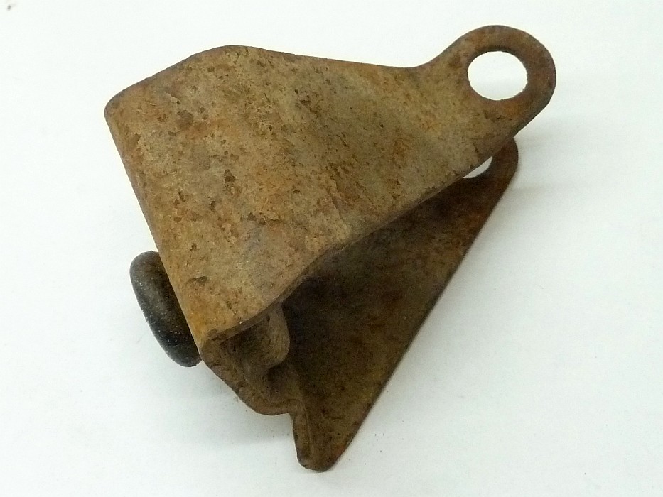 Halter für Anschlagpuffer, "ganz frühe" Ausführung, links
