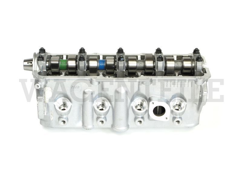 Zylinderkopf mit Ventilen und Nockenwelle (mechanische Stößel)