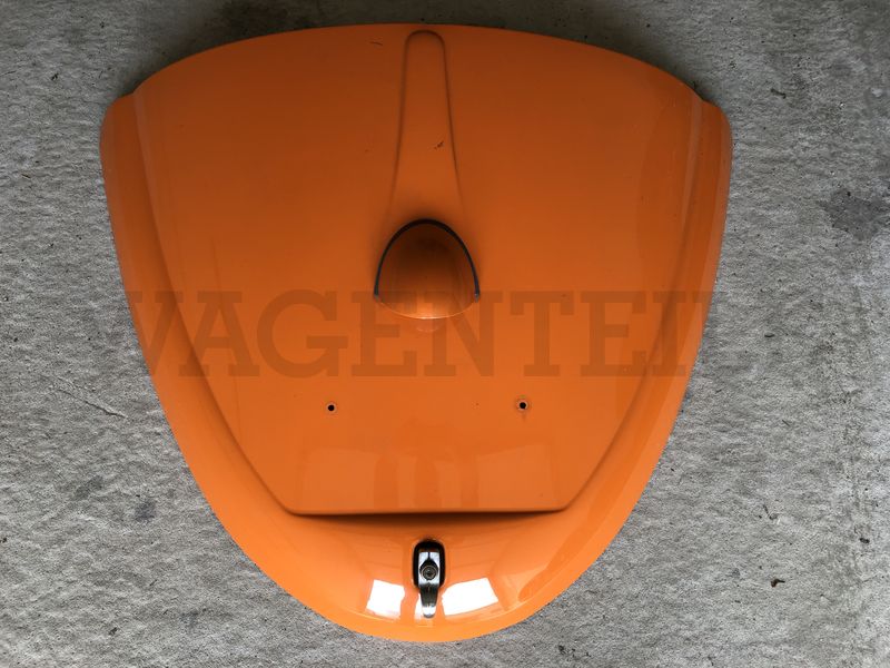 Motordeckel mit Schloss und Kennzeichenleuchte Standard – Angebot von Wagenteile