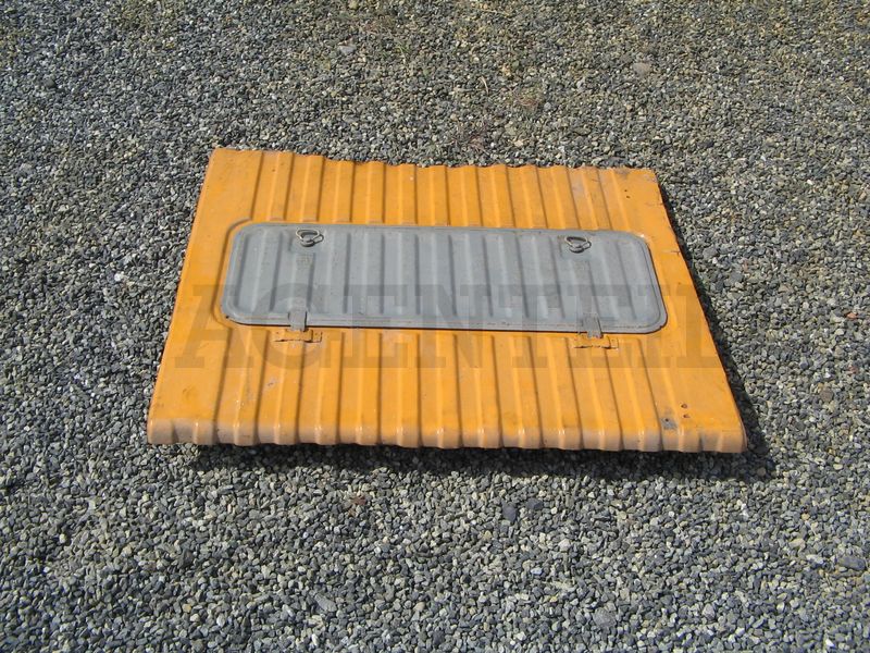 Abschlussblech oben (gelb) zum Motorraum mit Deckel – Angebot von Wagenteile