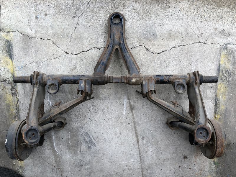 Fahrschemel Hinterachsträger mit Schräglenkern – Angebot von Wagenteile