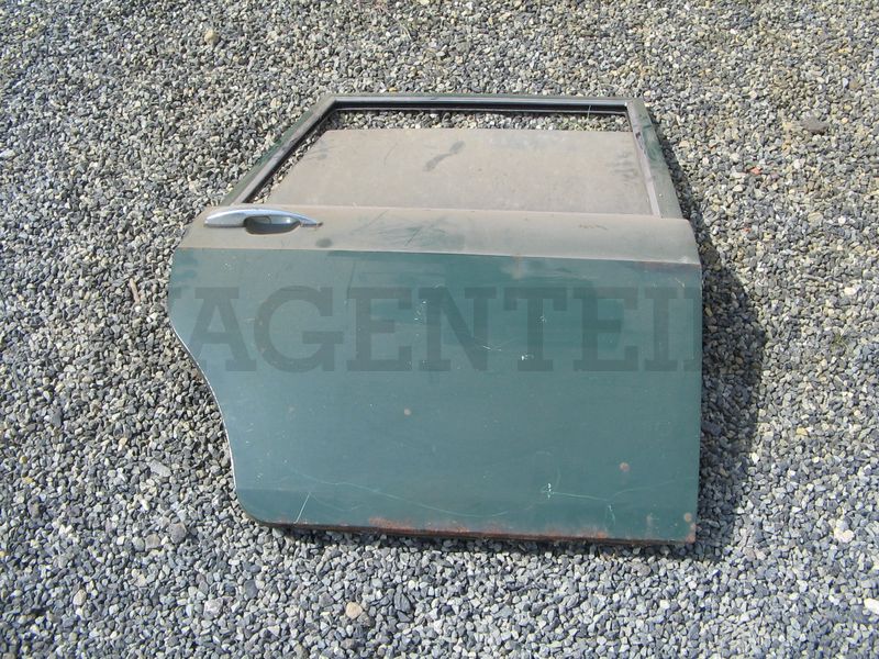 Tür hinten rechts (dunkelgrün) 4-Türer, Rost – Angebot von Wagenteile