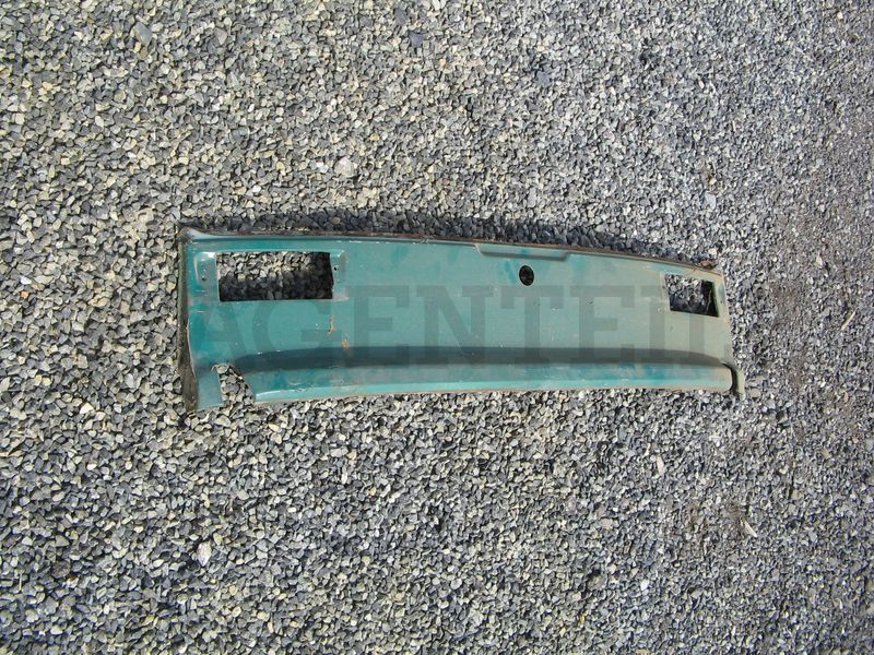 Abschlussblech hinten 412 Variant (grün), aus Fahrzeug getrennt – Angebot von Wagenteile